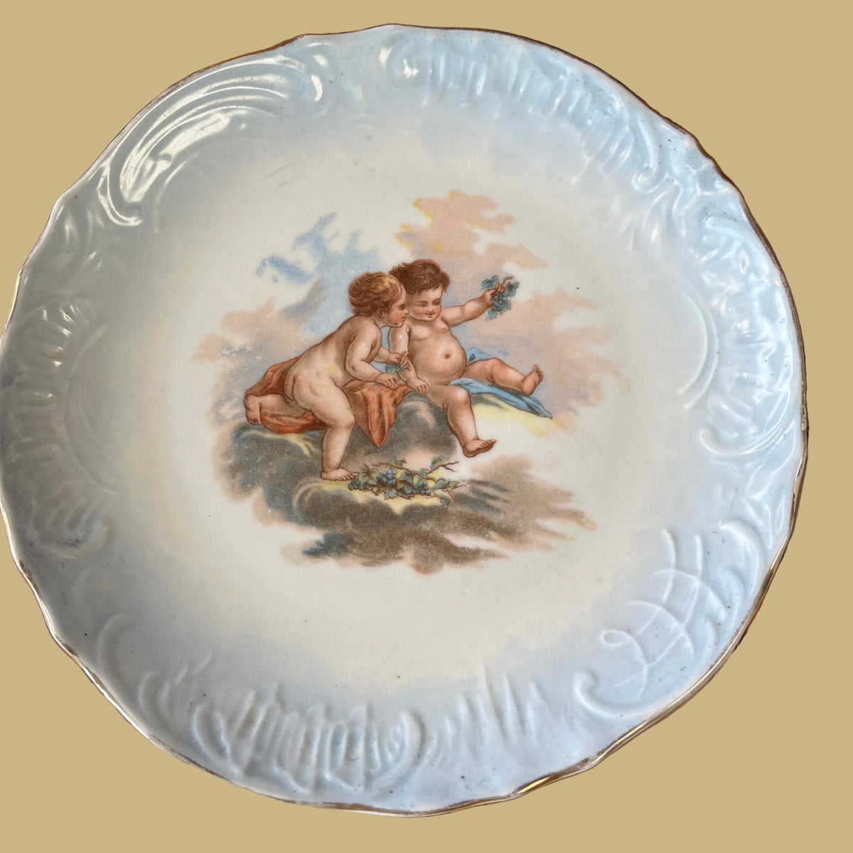 French Decorative Plate Featuring Cherubs