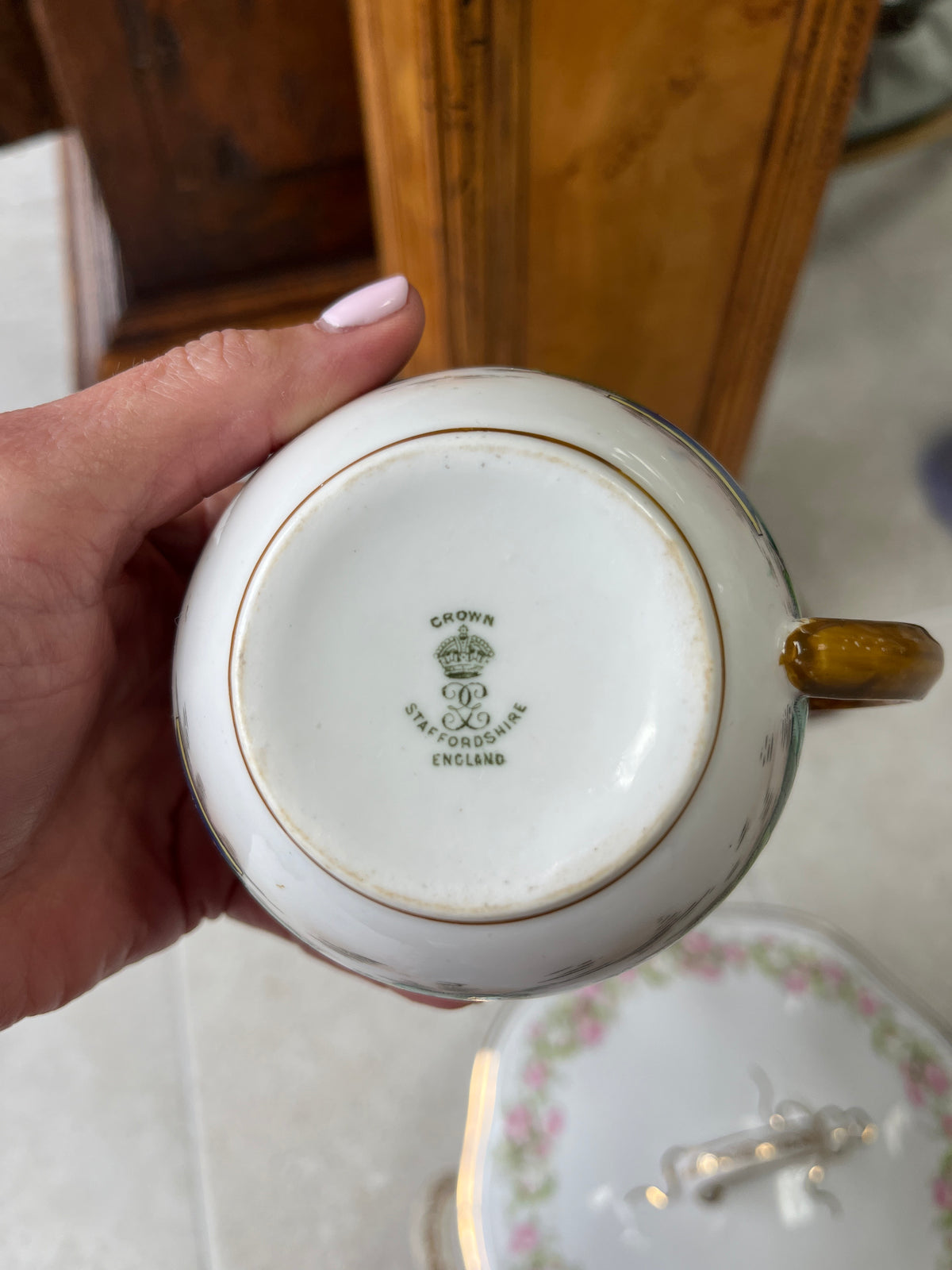 Crown Staffordshire 'Ye Olde Willow' Pattern Creamer