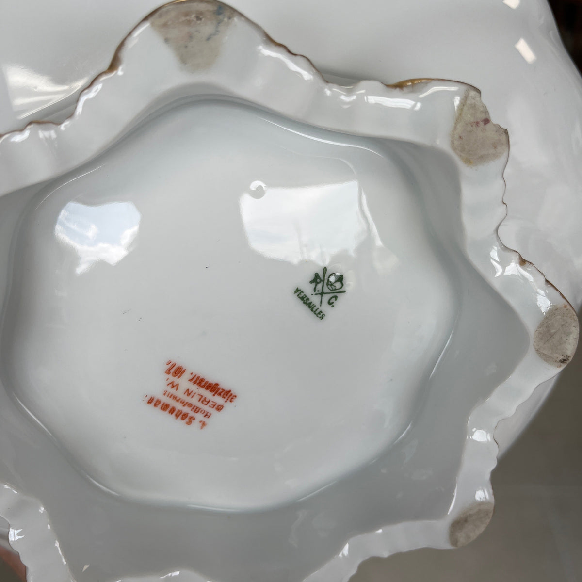 German Hoflieferant Tureen w/Gold Handles & Rim