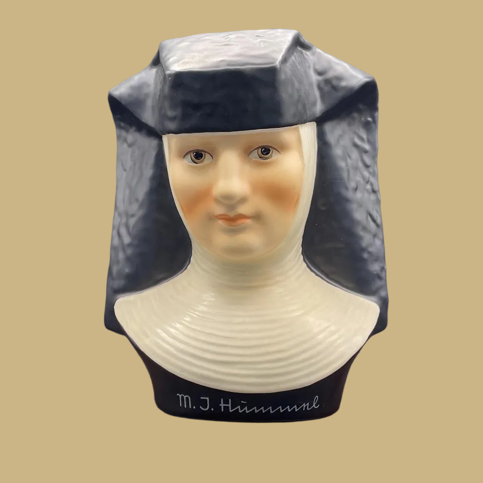 Hummel Sister Maria Bust Special Edition Number 3 With Display Stand