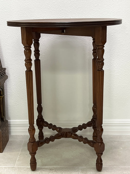 Oval Parlor Table