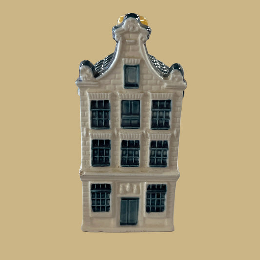 Vintage KLM Delft Blue miniature Dutch canal house #80