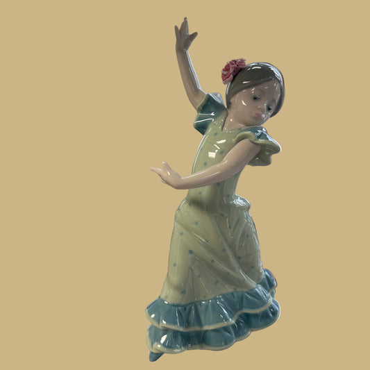 Lladro Lolita Flamenco Dancer