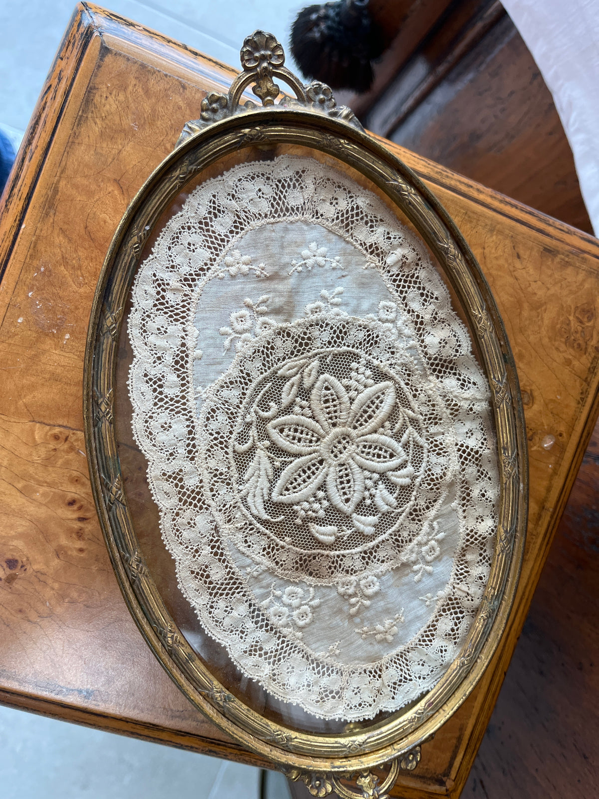 Vintage Perfume Dresser Tray w/Lace