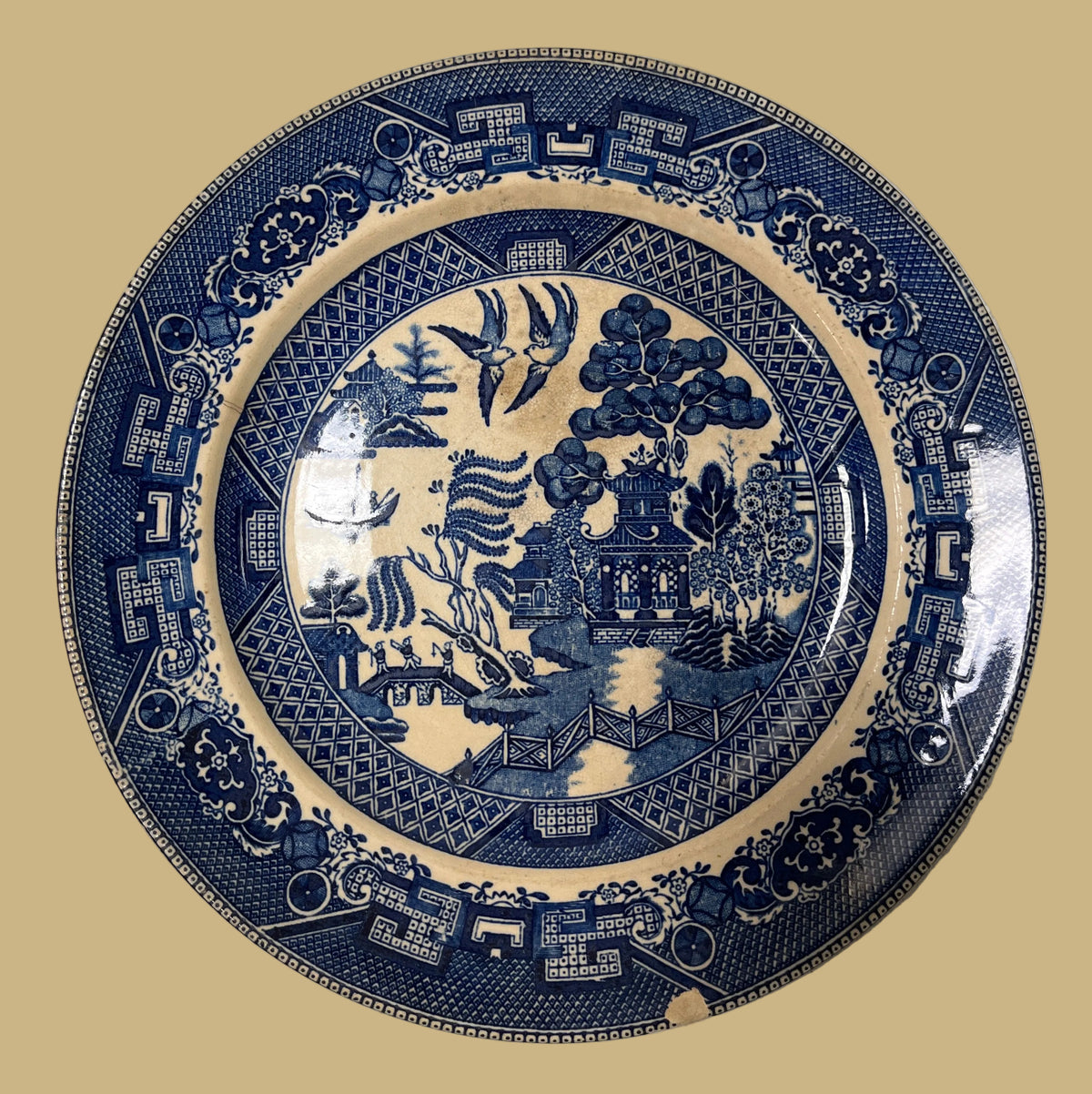 Antique 1916 Buffalo Pottery Blue Willow Plate
