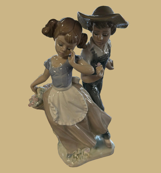 Retired Love in Bloom Lladro