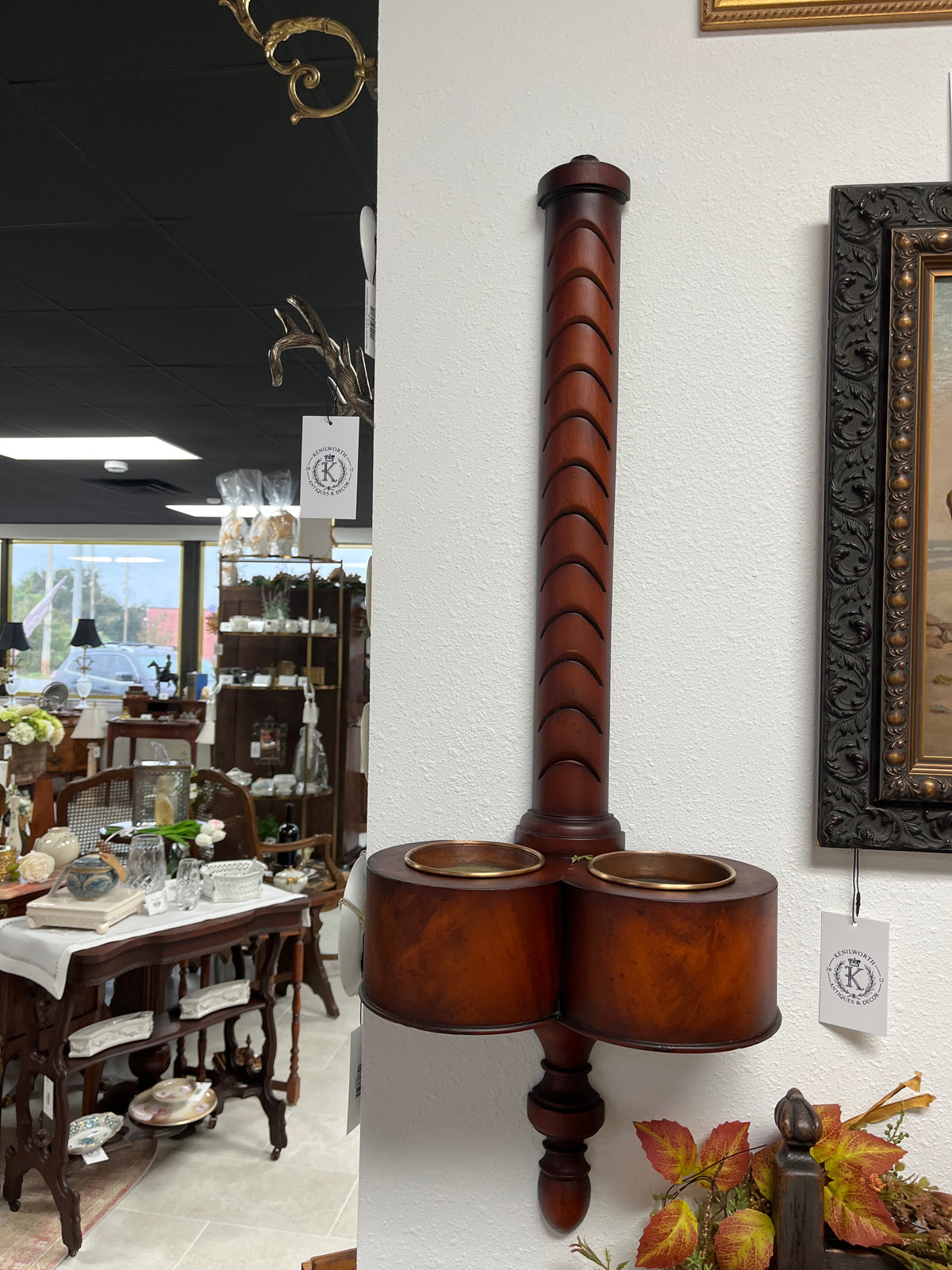 1940s Weiman Heirloom Mahogany Wall-Mounted Rack & Holder