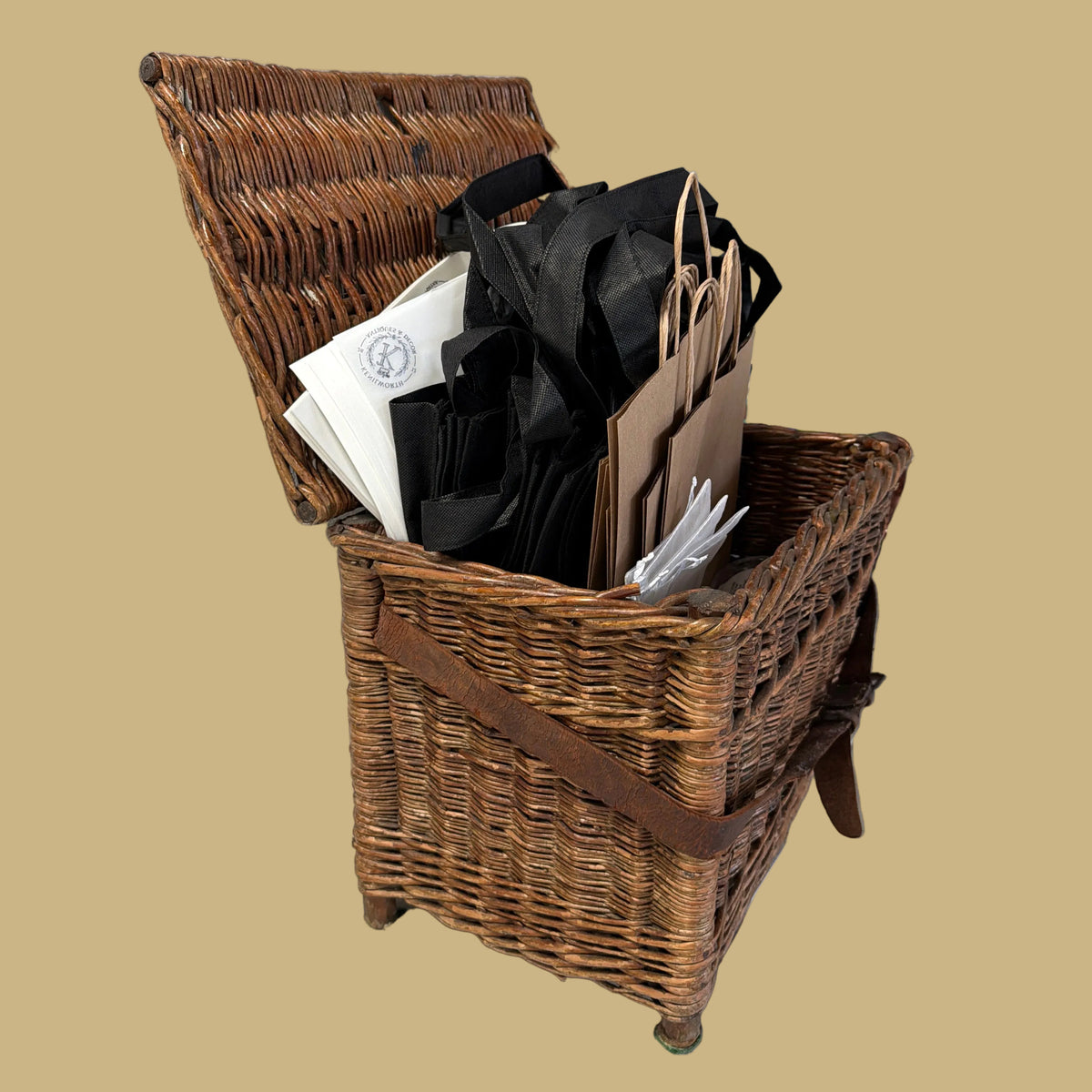 Vintage Wicker Basket with Lid