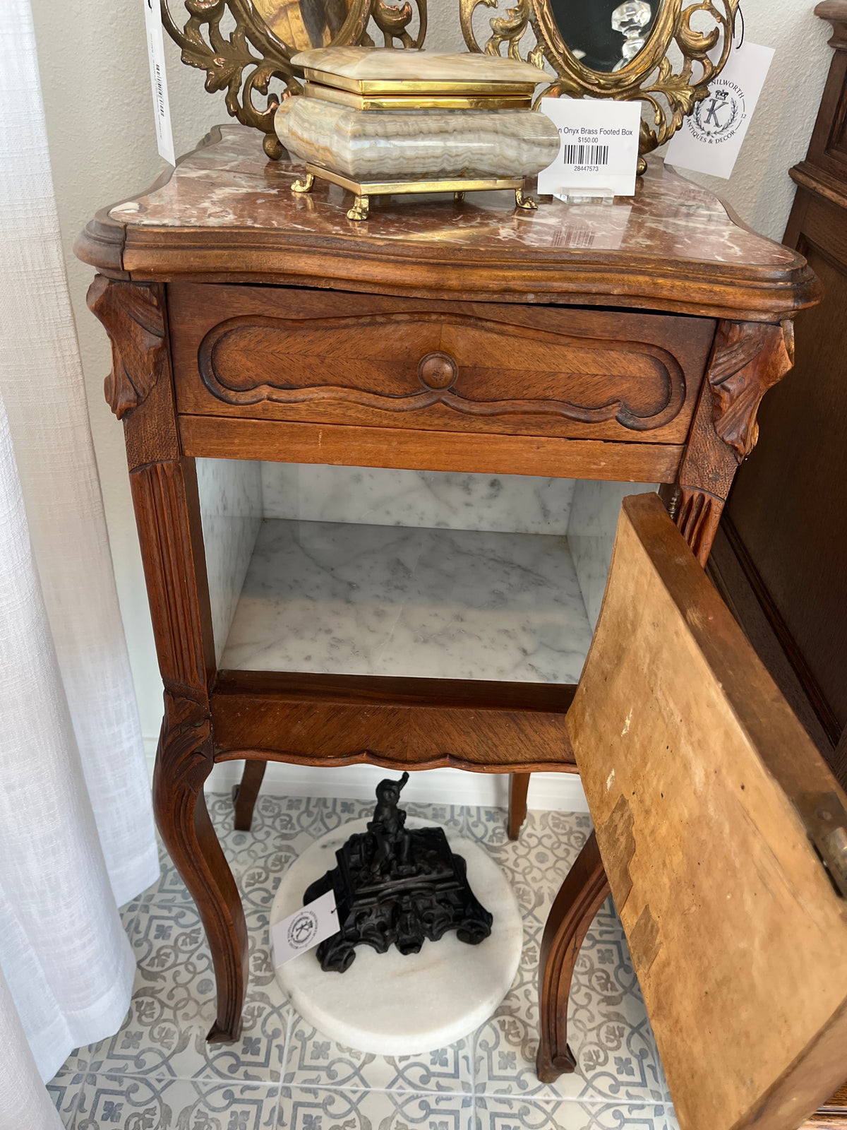 French Louis XV style walnut nightstand with marble top (Burgundy)
