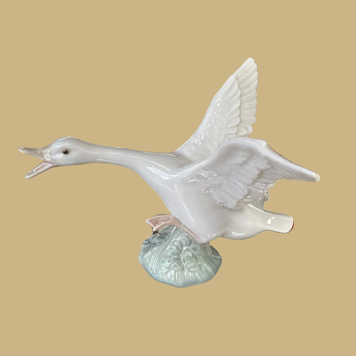 Lladró Flying Goose