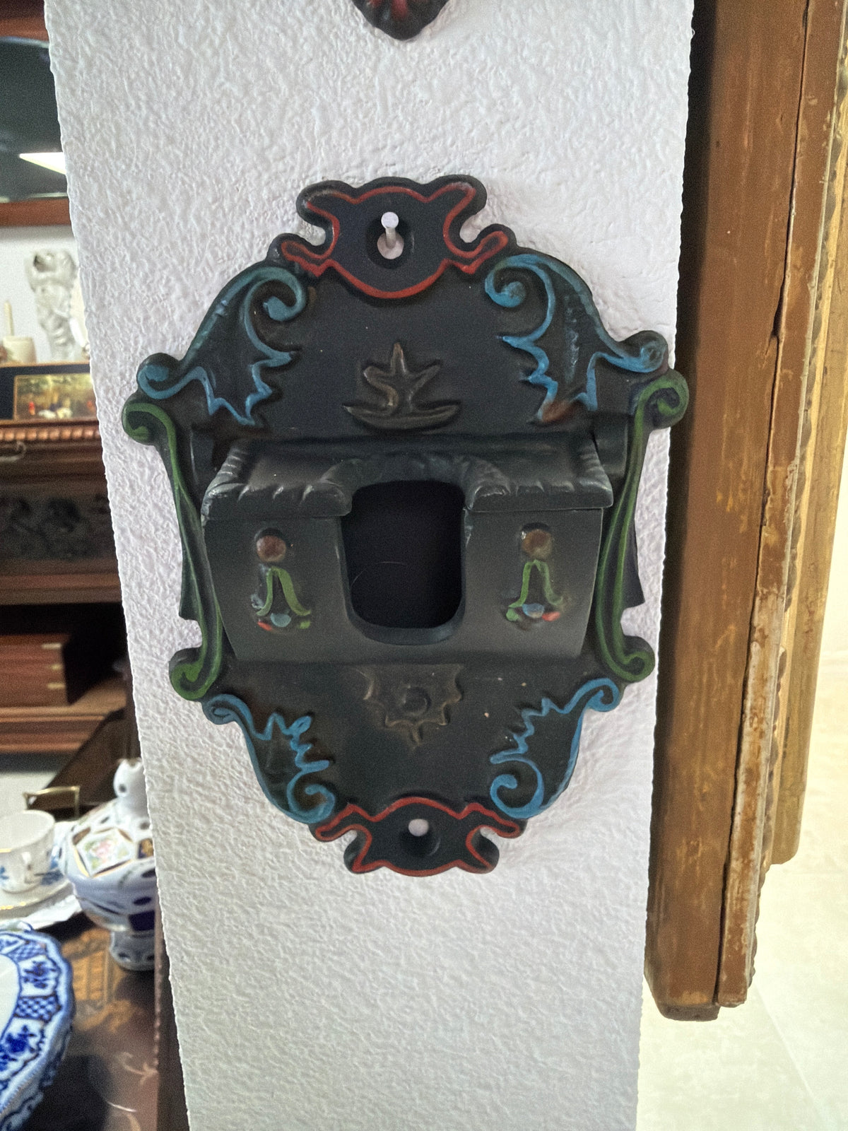 Vintage Wilton Painted Cast Iron Wall-mounted Matchstick Holder