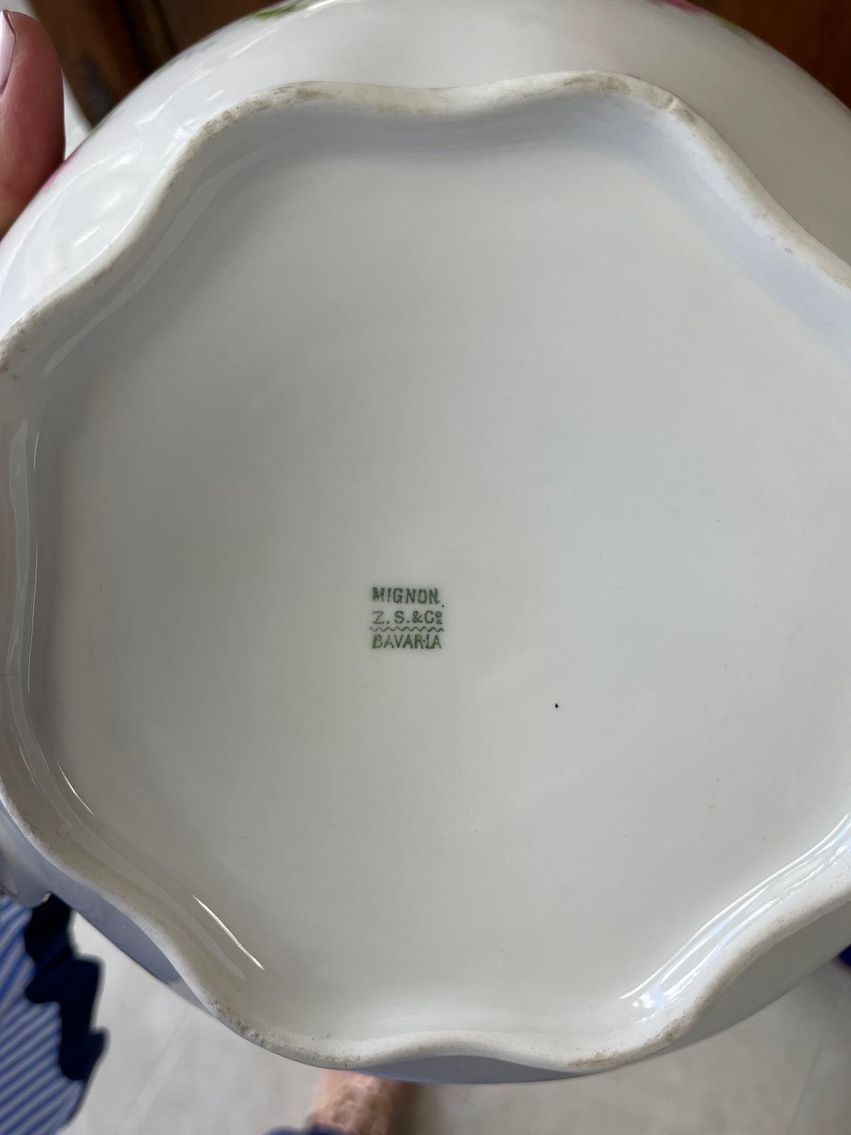 A “Mignon” Pattern covered Tureen by Z.S. & Co.