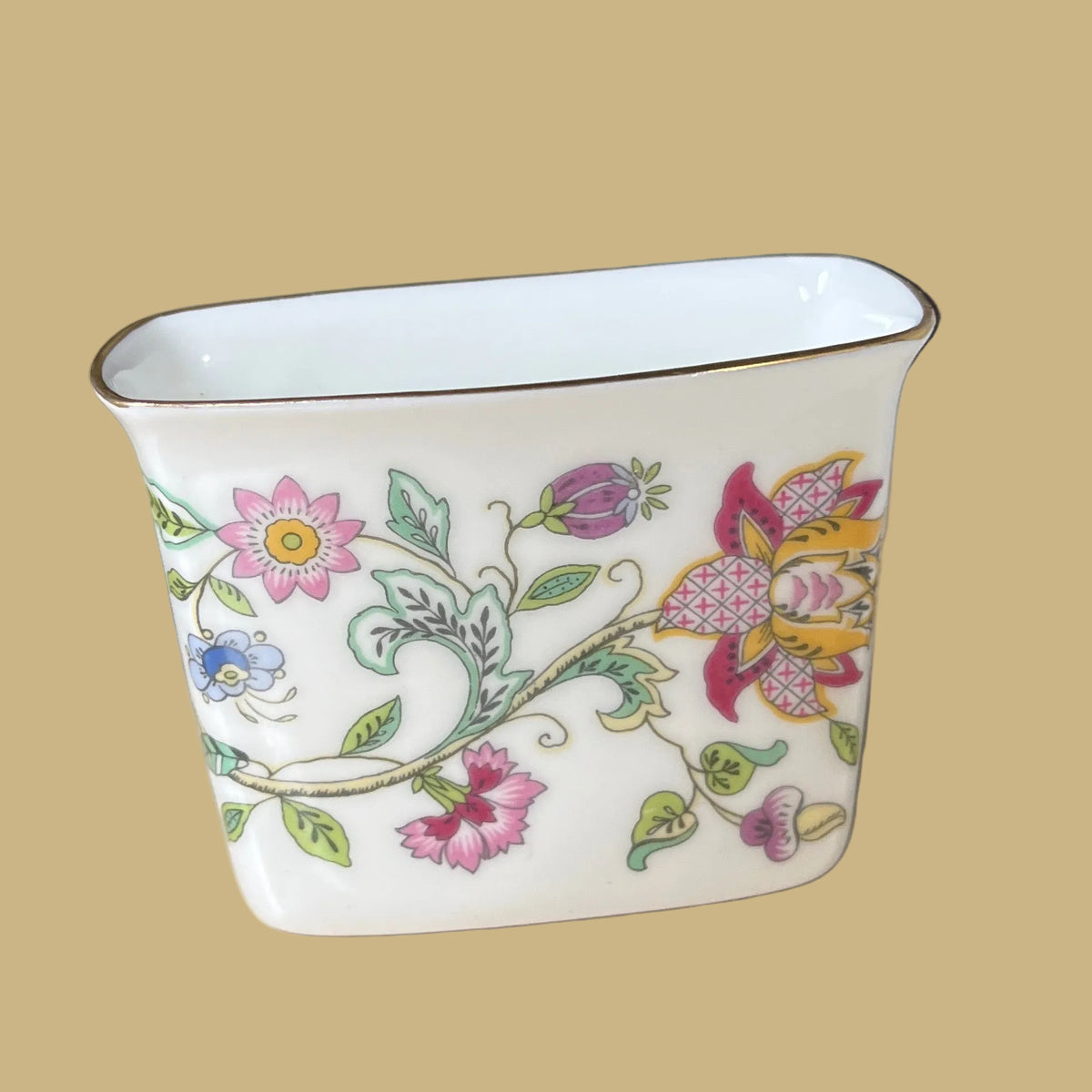 Minton Haddon Hall Cigarette Holder