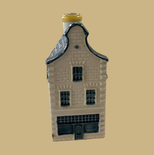 Vintage KLM Delft Blue miniature Dutch canal house #36