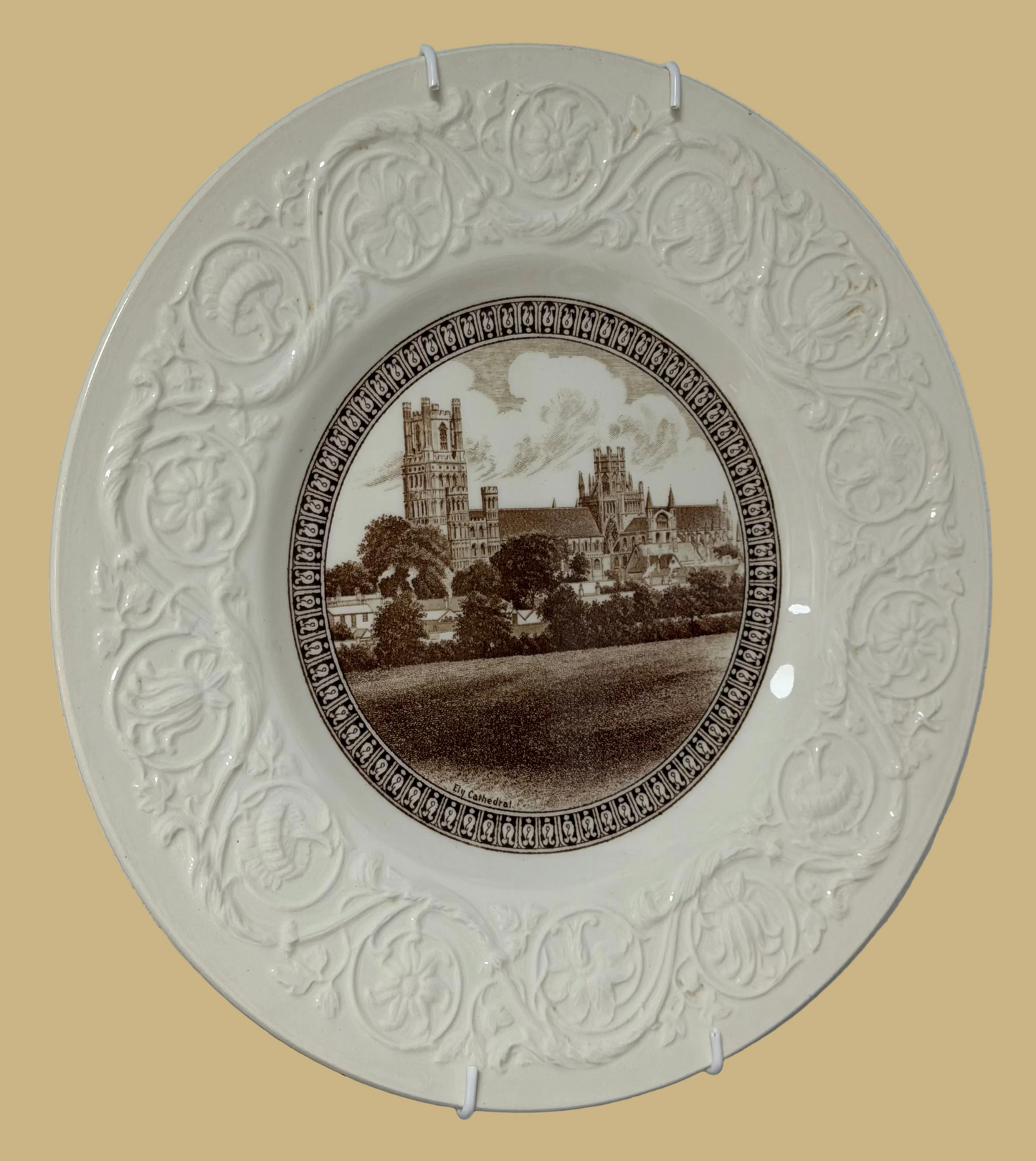 Wedgwood Etruria & Barlaston Plate Featuring Ely Cathedral